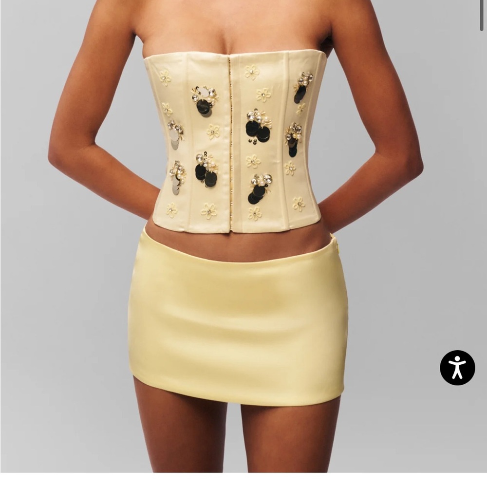 Elegant butter yellow Daniel guizio corset and skirt to match sz xs